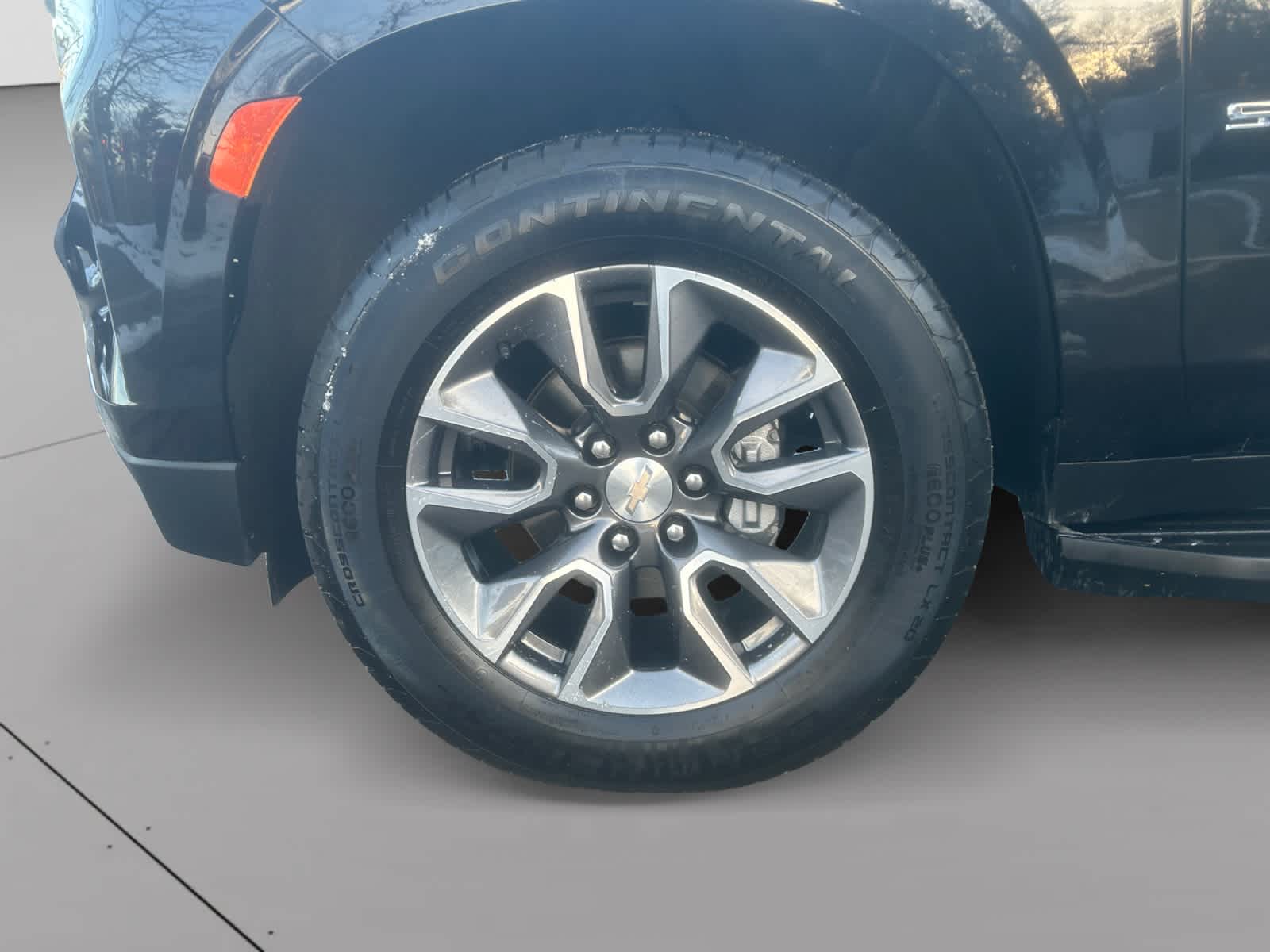 used 2023 Chevrolet Suburban car, priced at $55,998