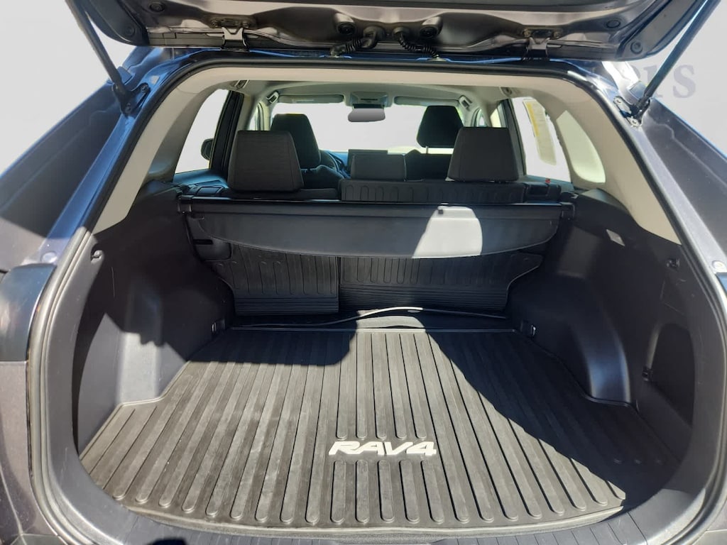 Used 2019 Toyota RAV4 LE SUV