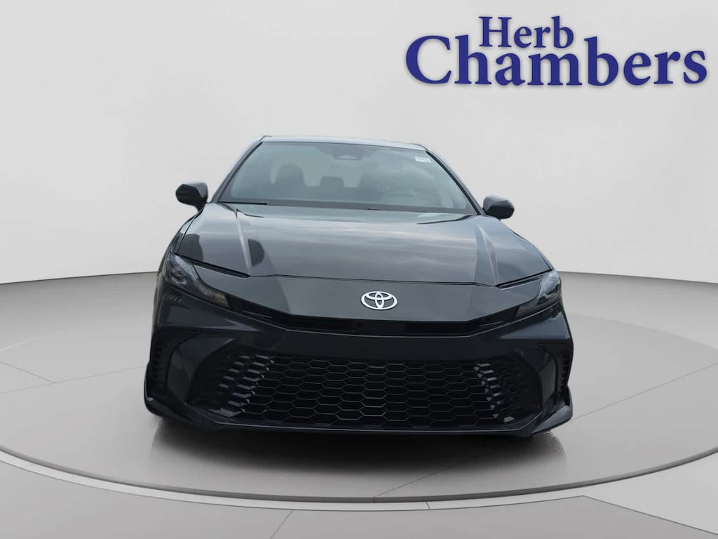 Used 2025 Toyota Camry SE Sedan