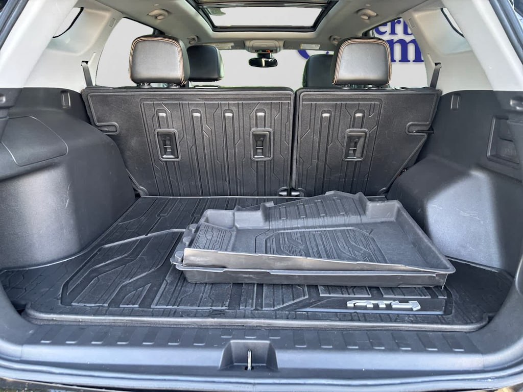 Used 2023 GMC Terrain AT4 SUV