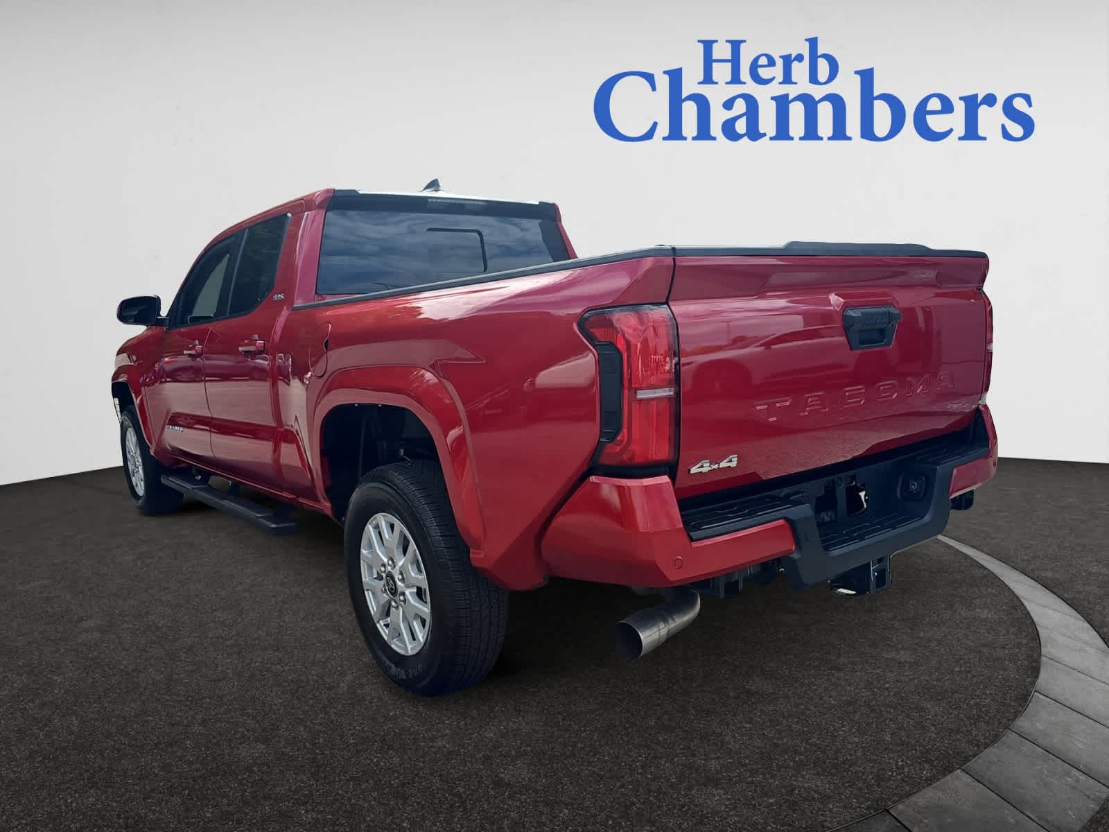 2025 Toyota Tacoma SR5 Double Cab photo 3