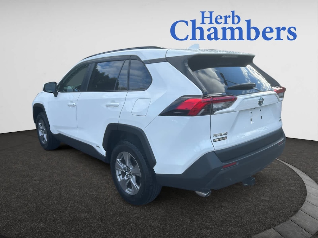 Used 2022 Toyota RAV4 Hybrid XLE SUV