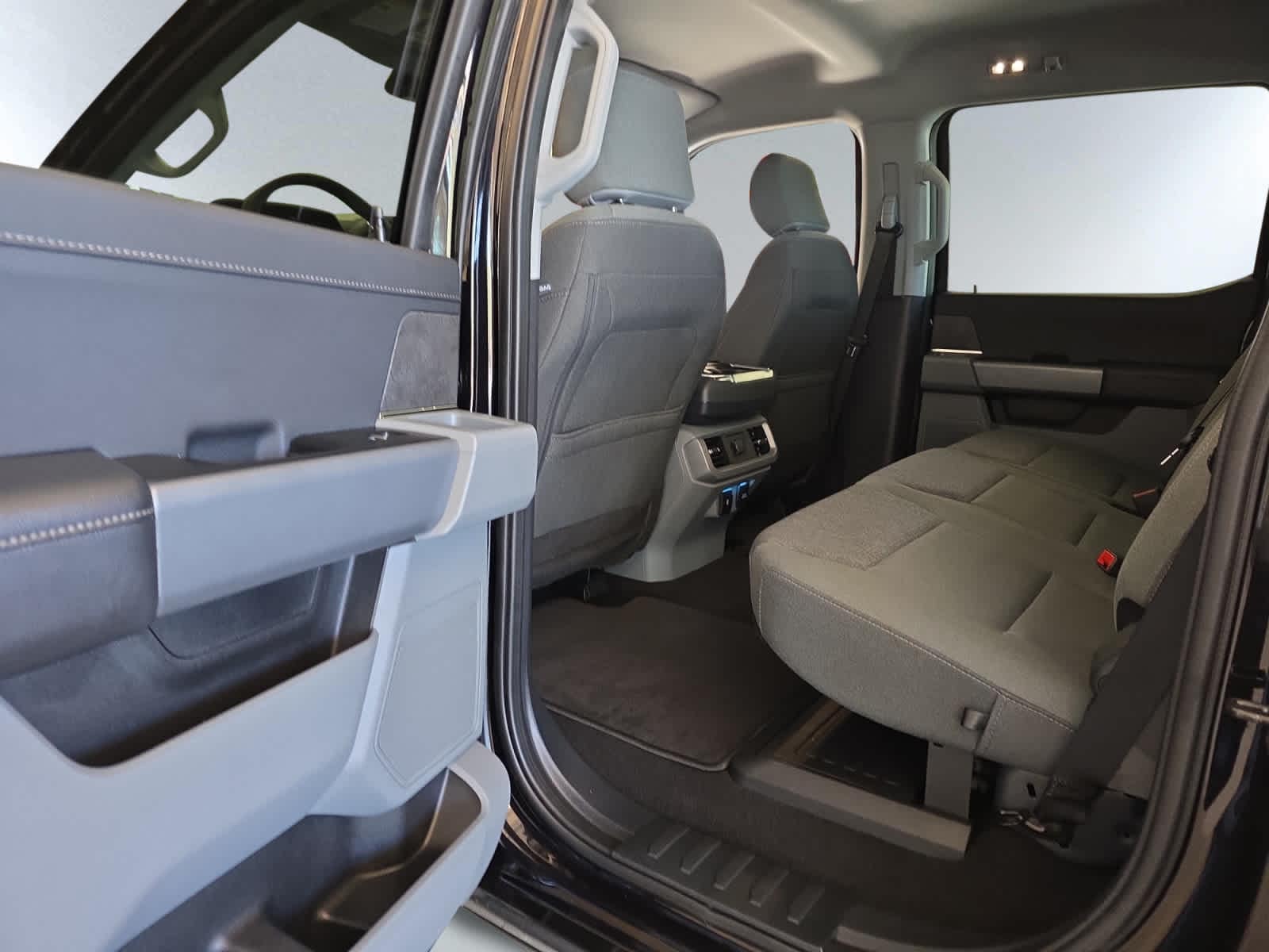 used 2024 Ford F-150 car, priced at $40,998