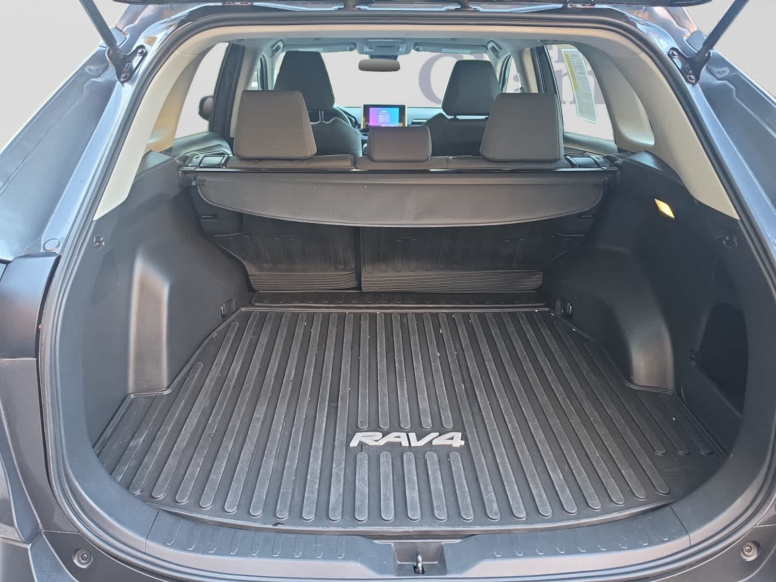 Used 2024 Toyota RAV4 XLE SUV