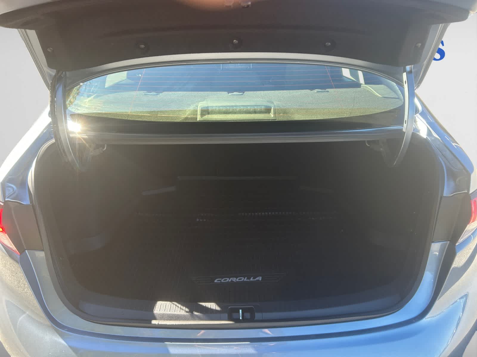 2020 Toyota Corolla SE photo 4