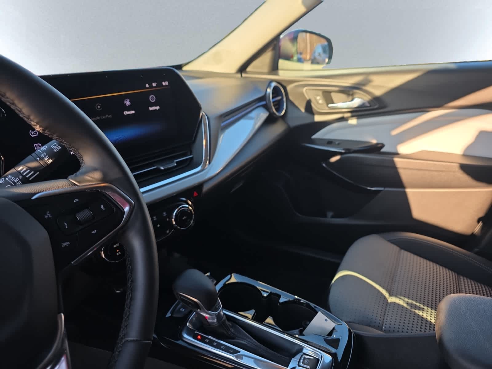 used 2025 Chevrolet Trax car, priced at $25,998