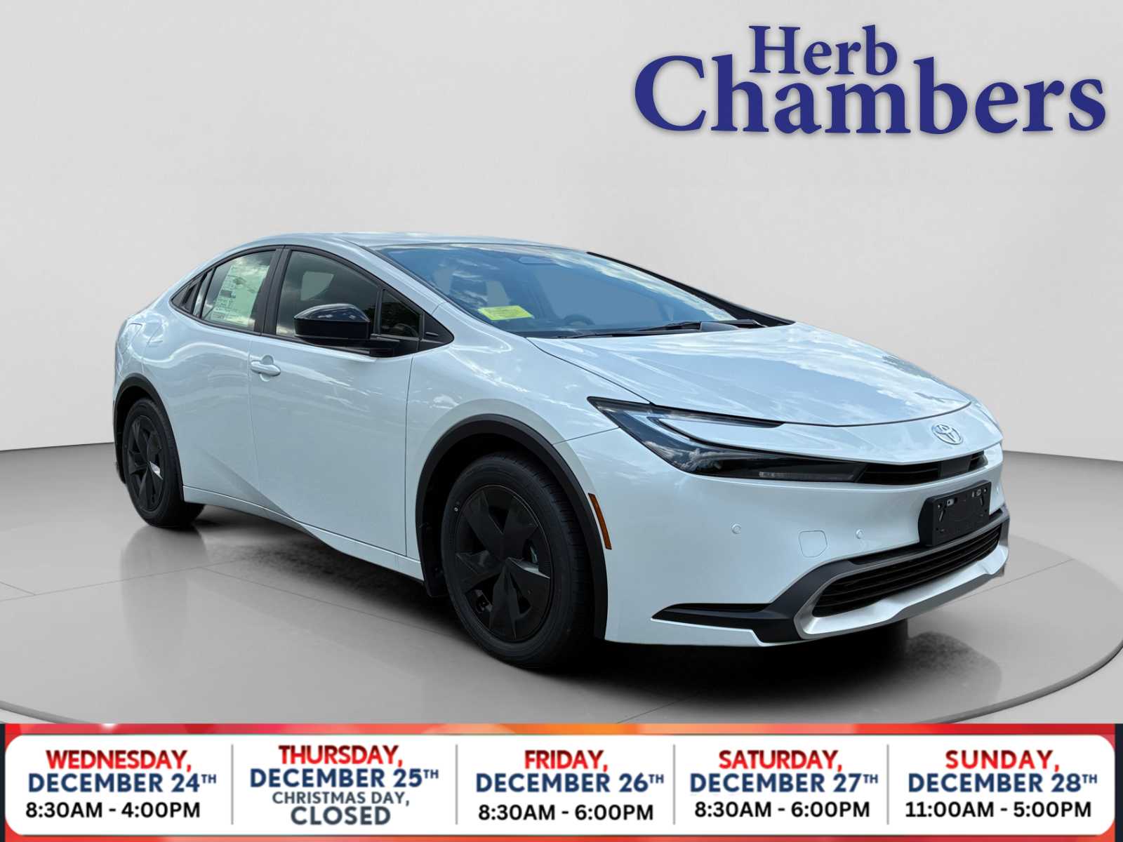 2025 Toyota Prius SE's photo