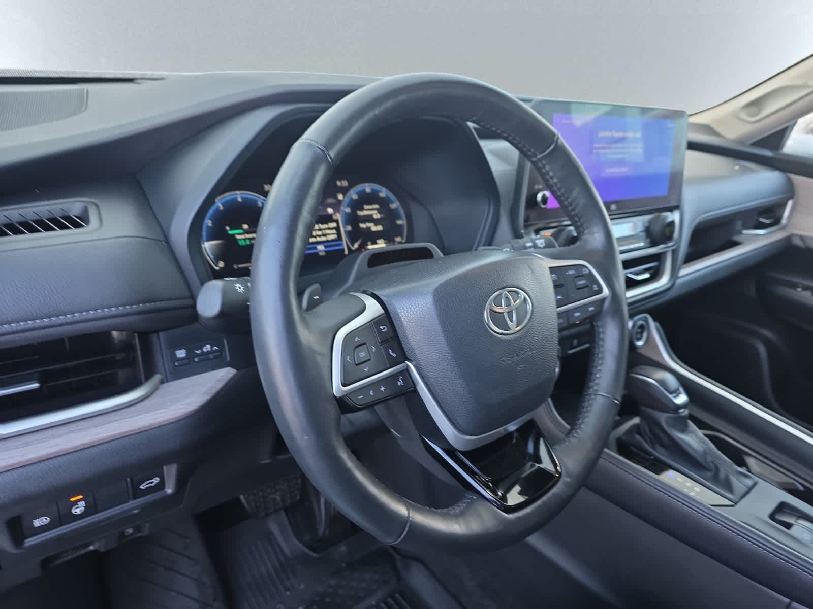 2024 Toyota Grand Highlander Platinum photo 4