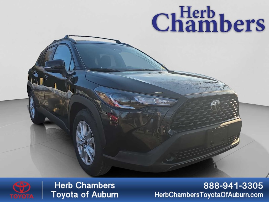 Used 2023 Toyota Corolla Cross LE SUV