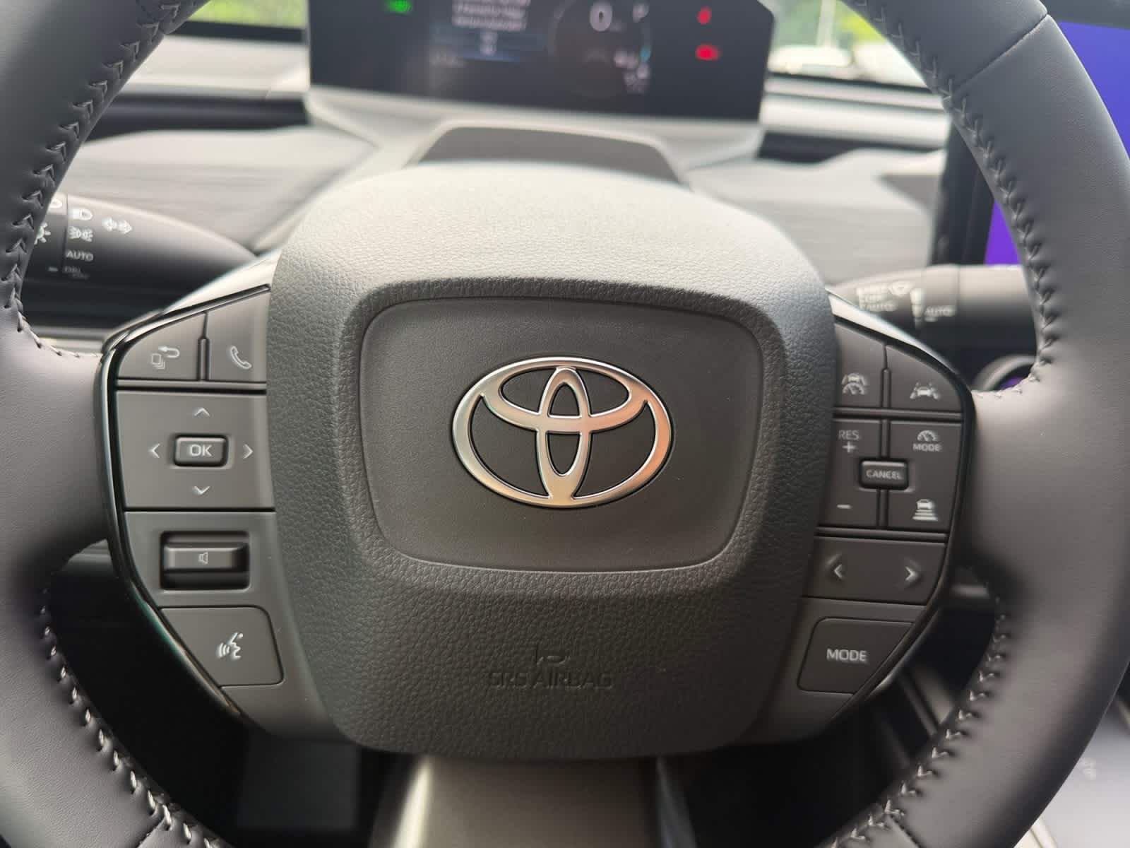 2026 Toyota C-HR SE - Photo 23