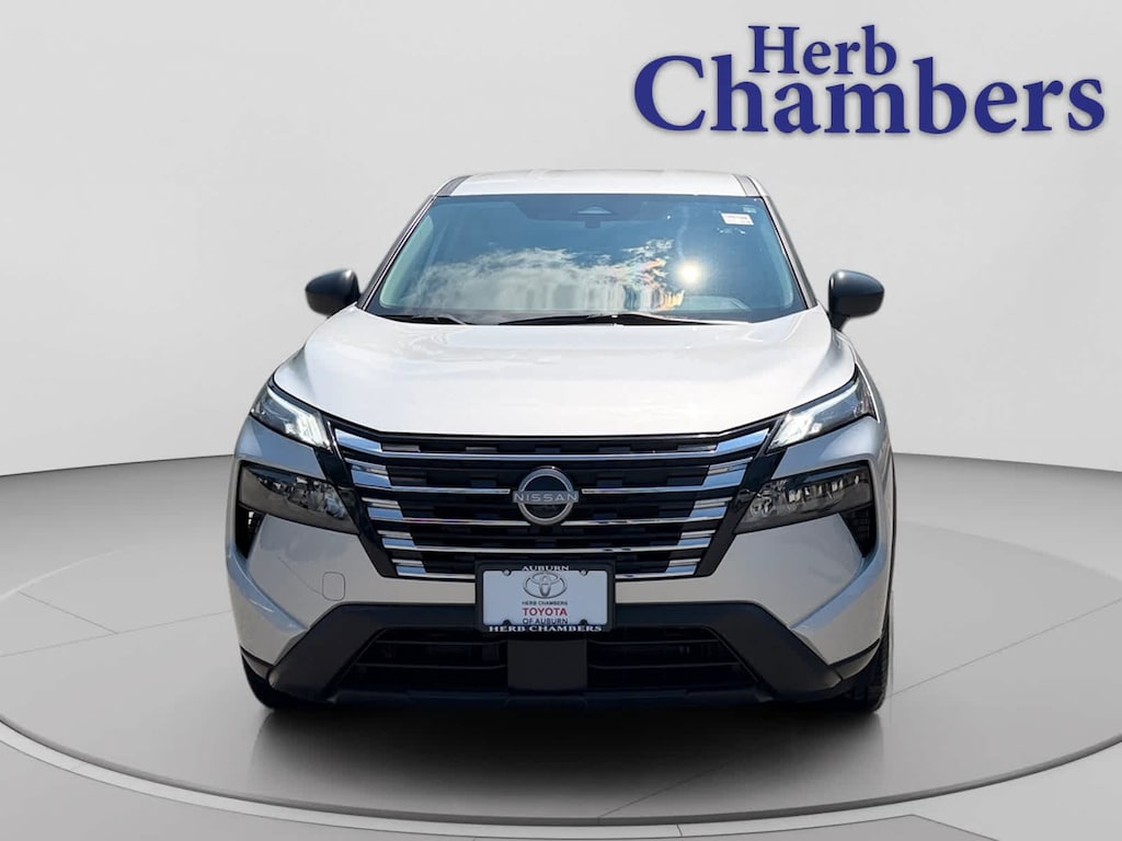 Used 2024 Nissan Rogue S SUV