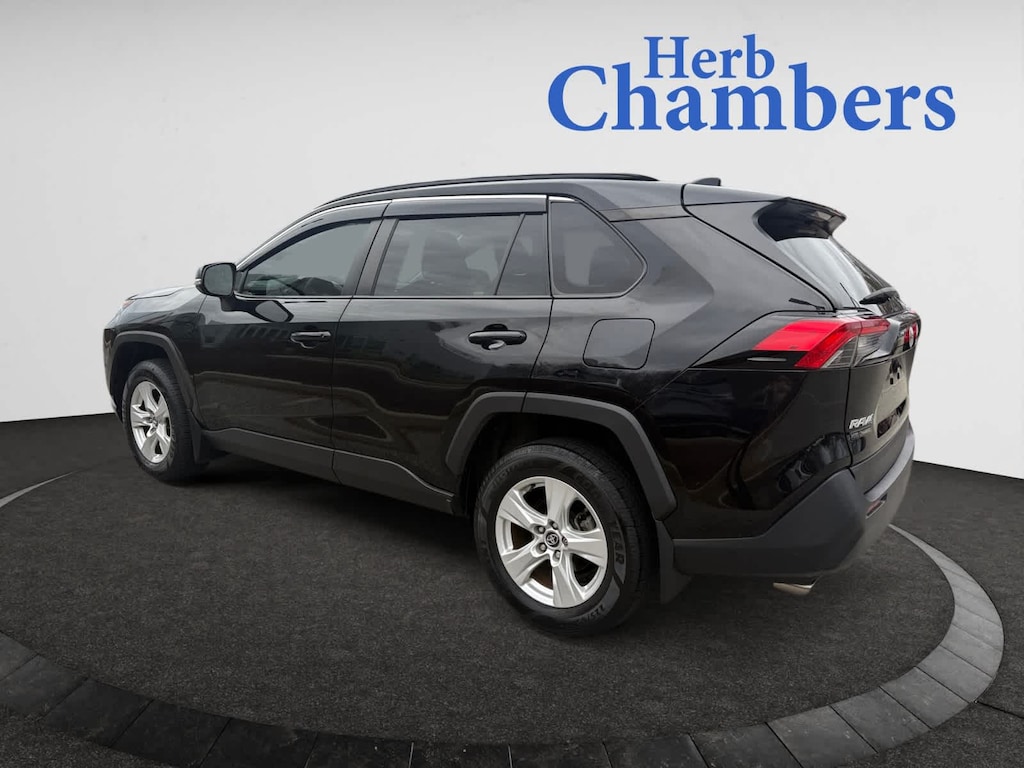 Used 2020 Toyota RAV4 XLE SUV