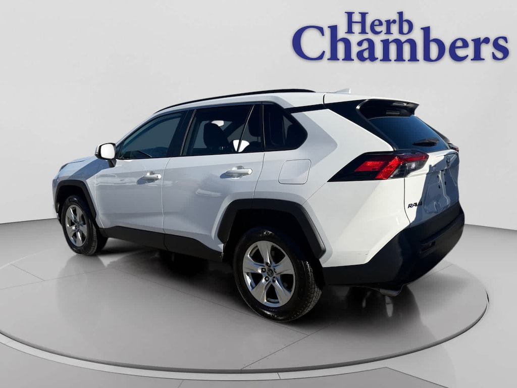 Used 2021 Toyota RAV4 XLE SUV