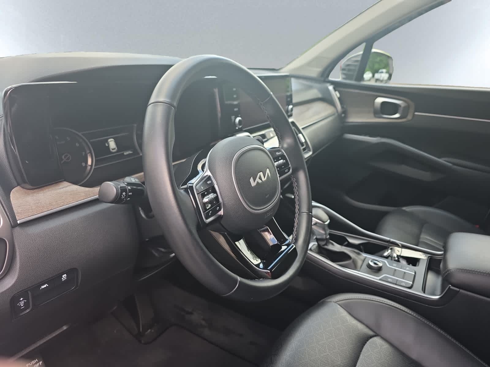 used 2022 Kia Sorento car, priced at $26,998