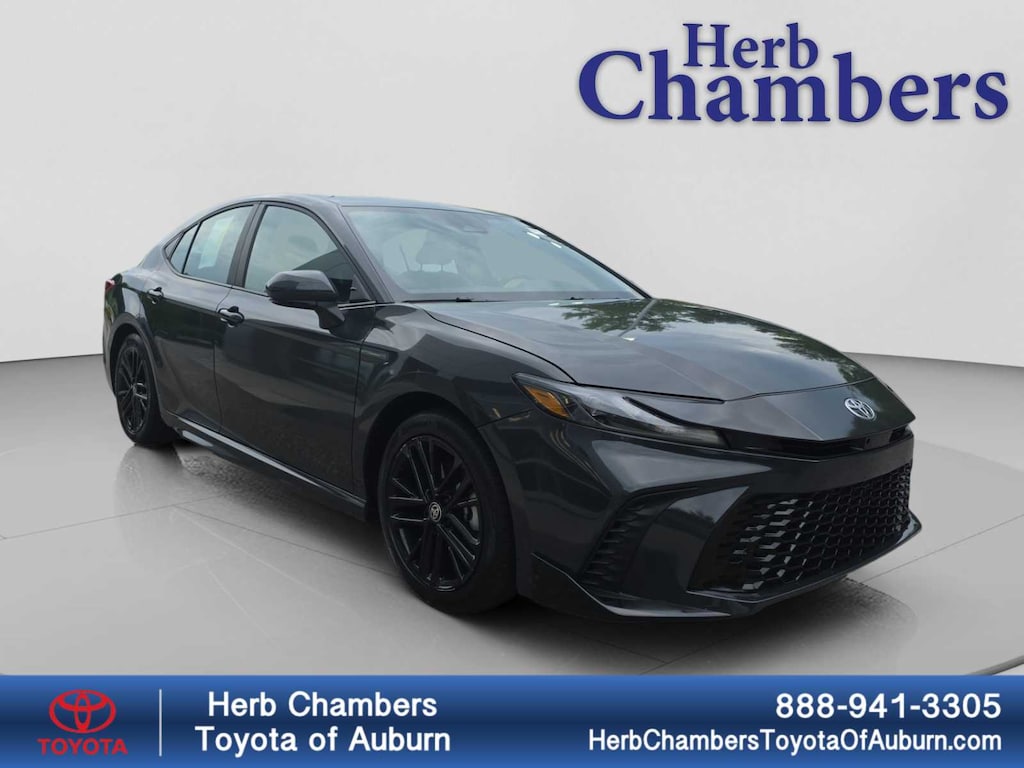Used 2025 Toyota Camry SE Sedan