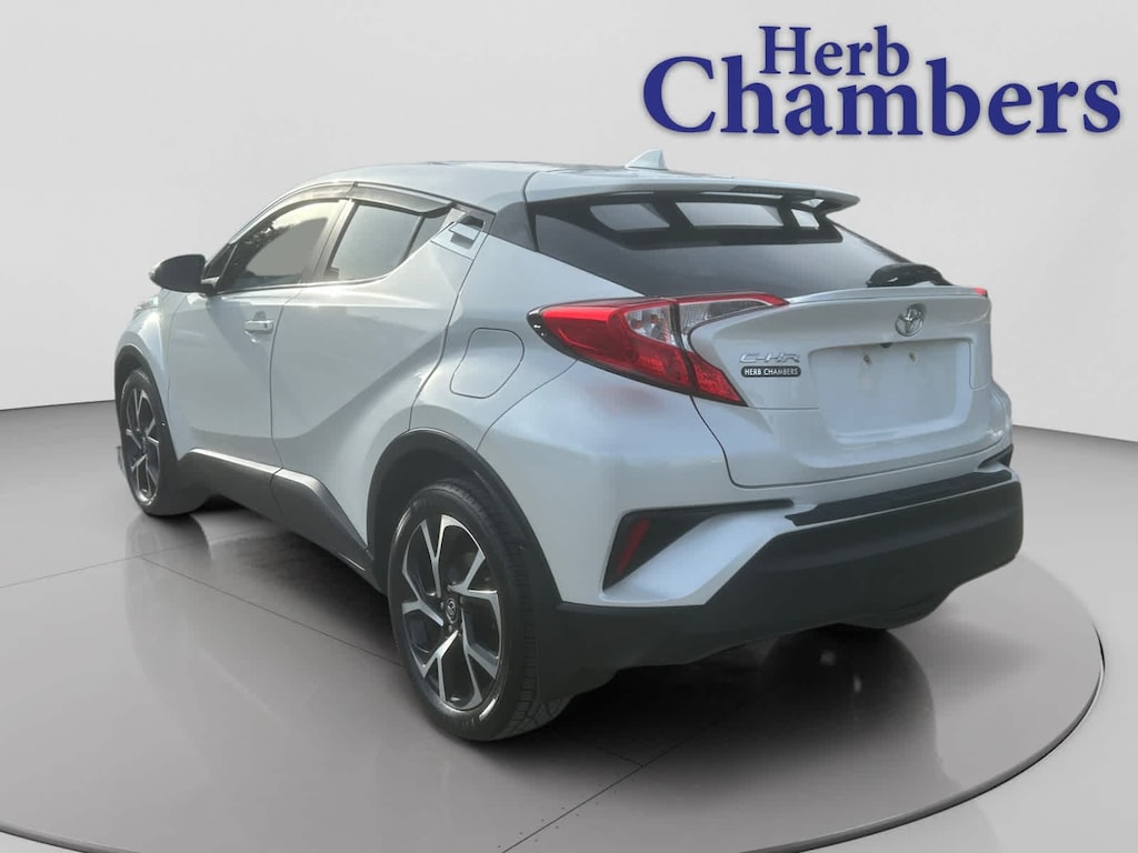 Used 2018 Toyota C-HR XLE SUV