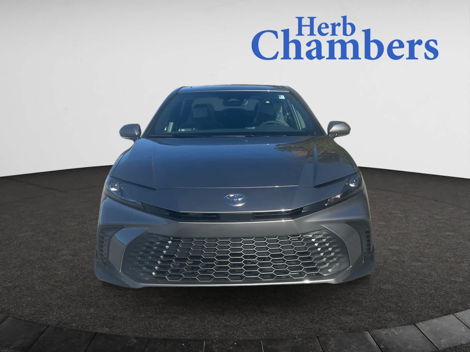 2026 Toyota Camry SE photo 2