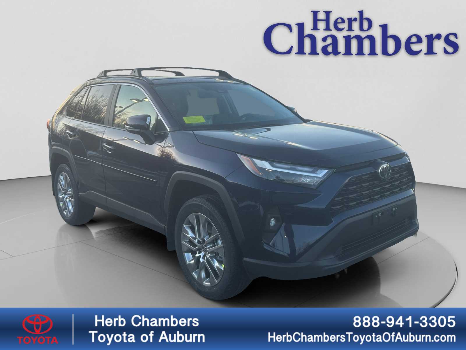 2025 Toyota RAV4 XLE Premium's photo