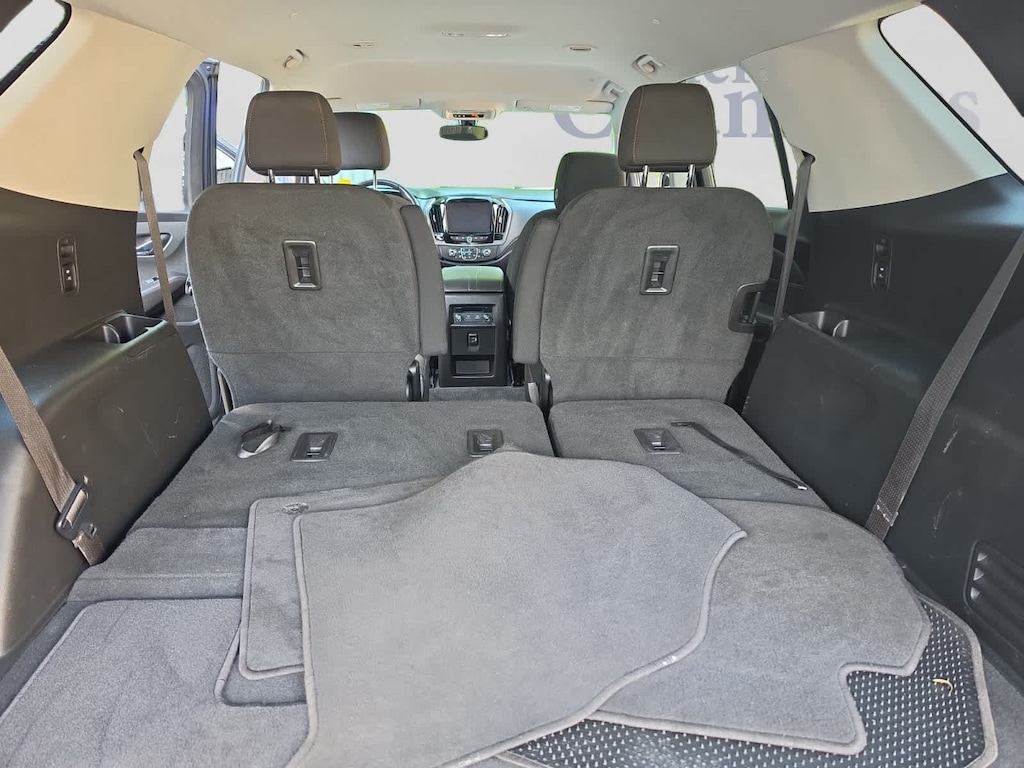 Used 2020 Chevrolet Traverse LT Cloth SUV