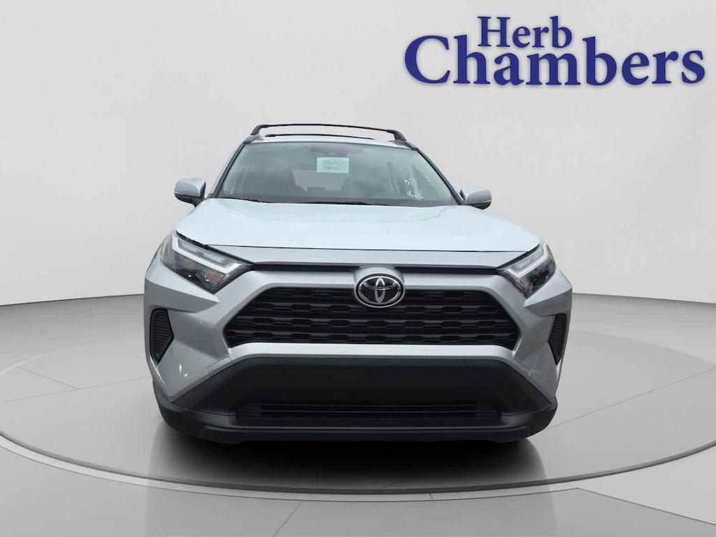 New 2025 Toyota RAV4 Hybrid XLE SUV