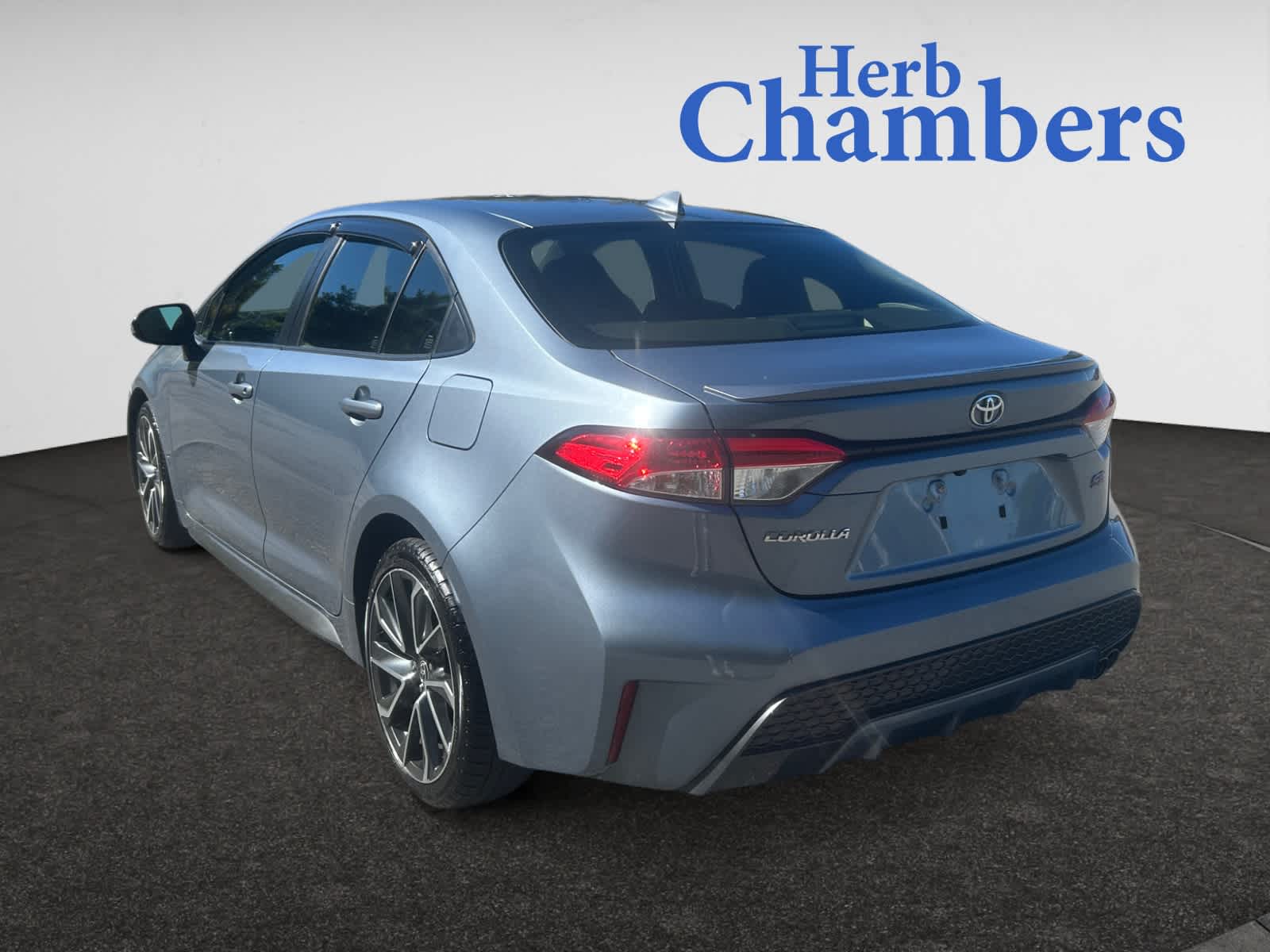 2020 Toyota Corolla SE photo 3