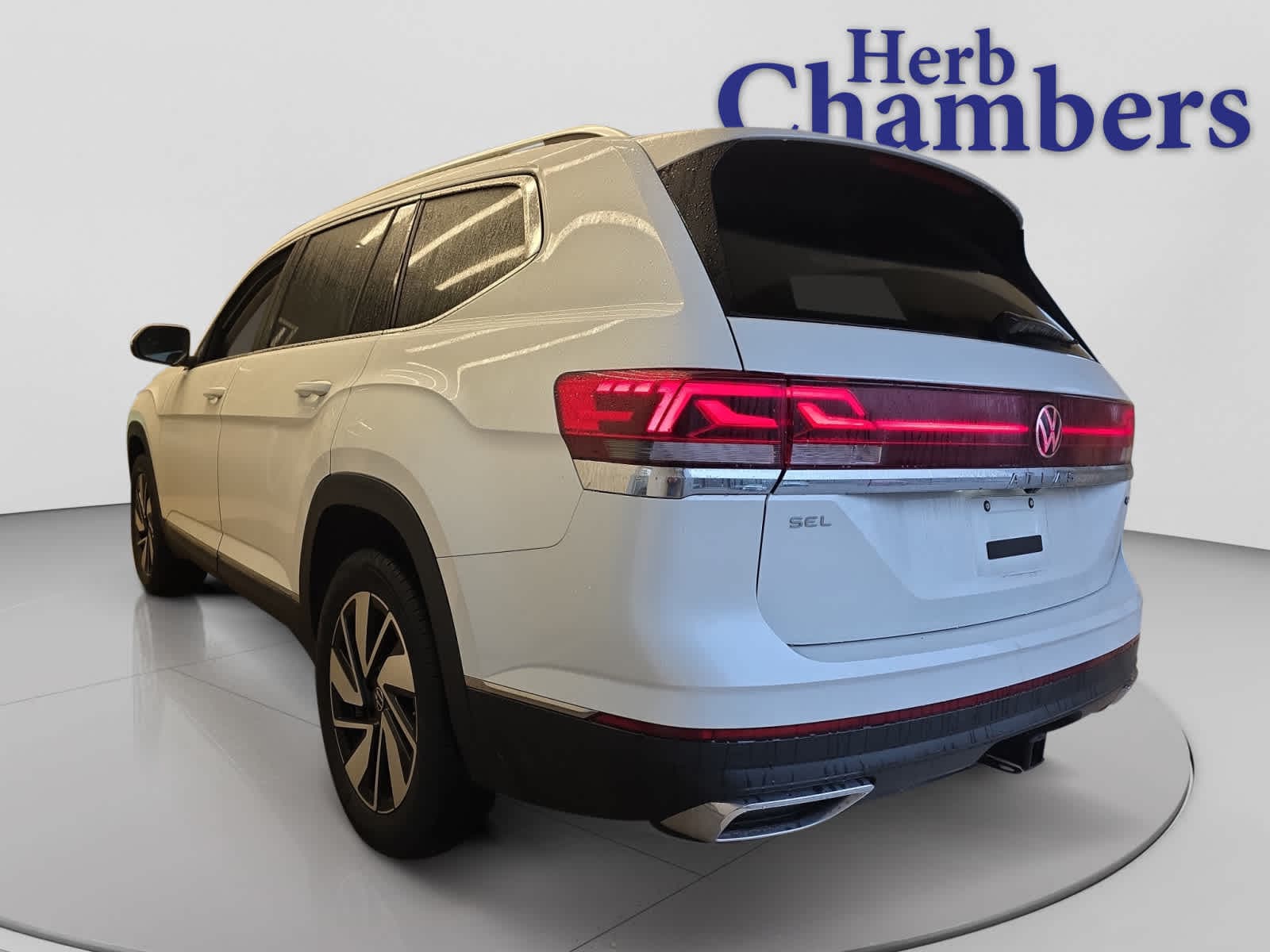 used 2025 Volkswagen Atlas car, priced at $39,998
