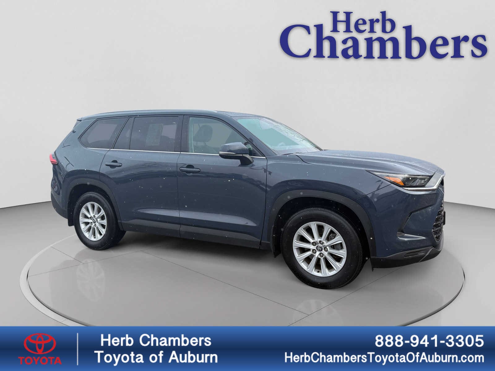 2024 Toyota Grand Highlander XLE's photo