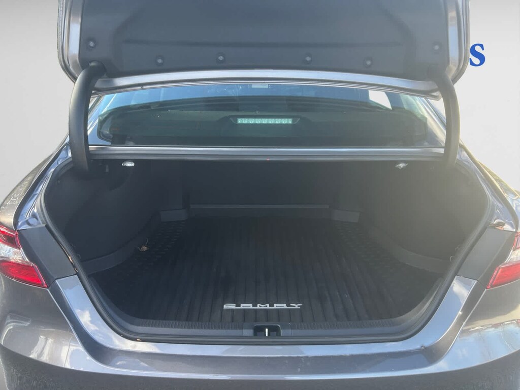 Used 2021 Toyota Camry Hybrid LE Sedan