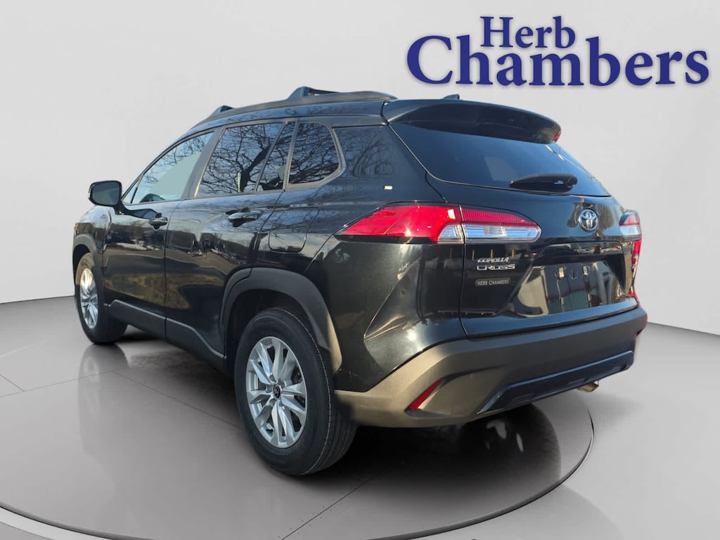 Used 2023 Toyota Corolla Cross LE SUV