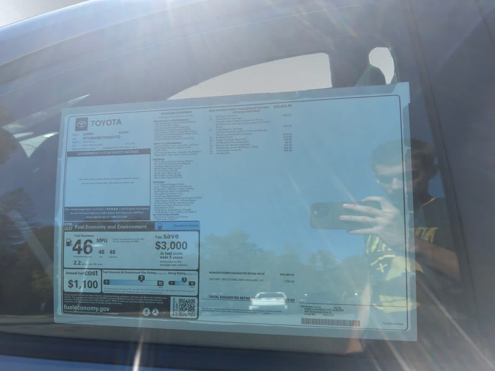 2026 Toyota Camry SE - Photo 13