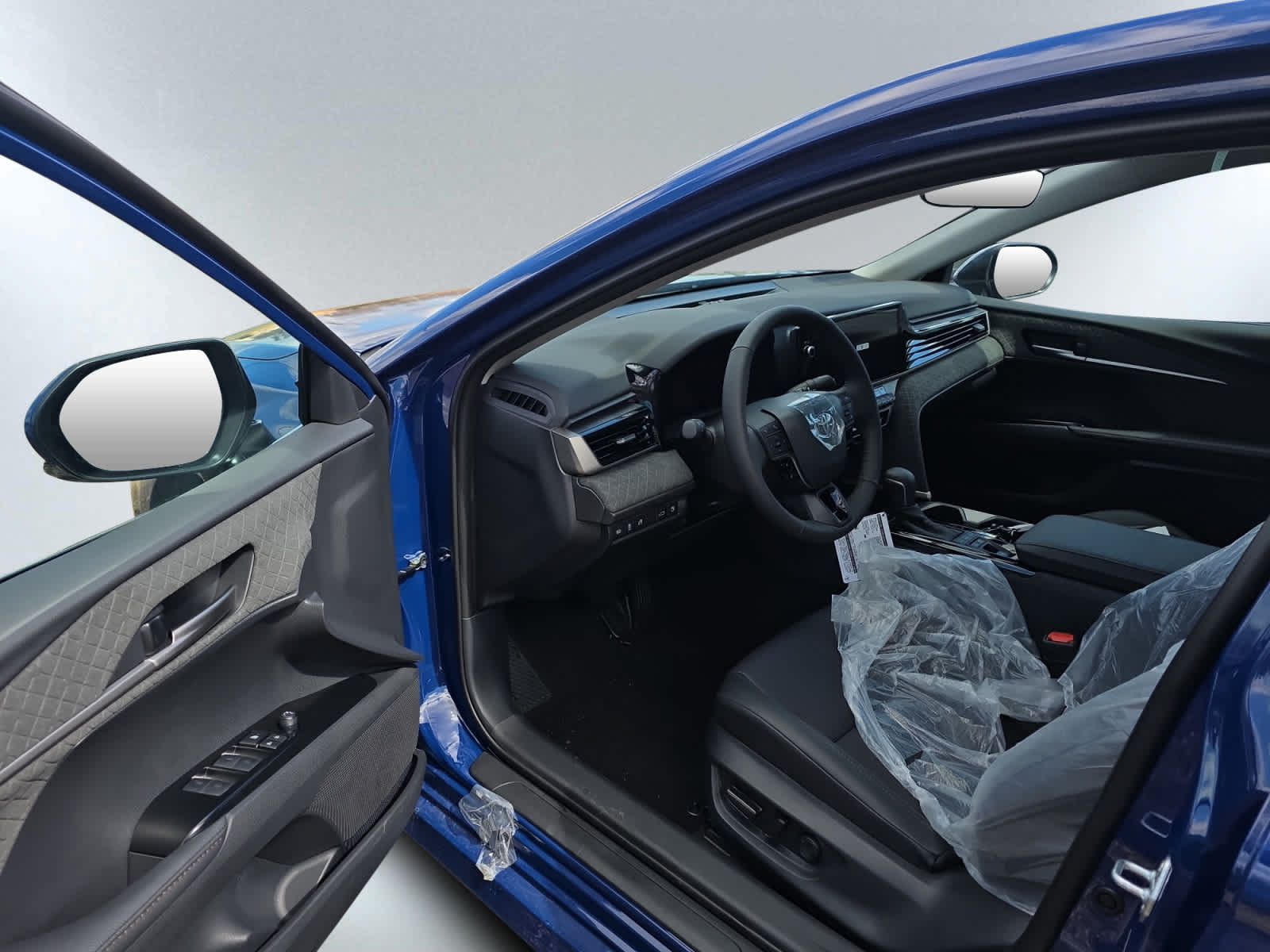 2026 Toyota Camry XLE - Photo 20