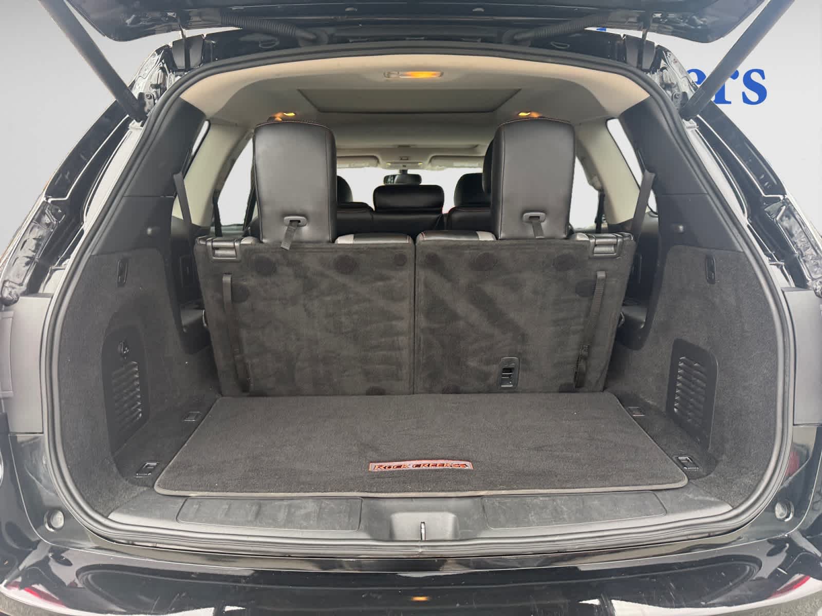 2019 Nissan Pathfinder SL photo 4