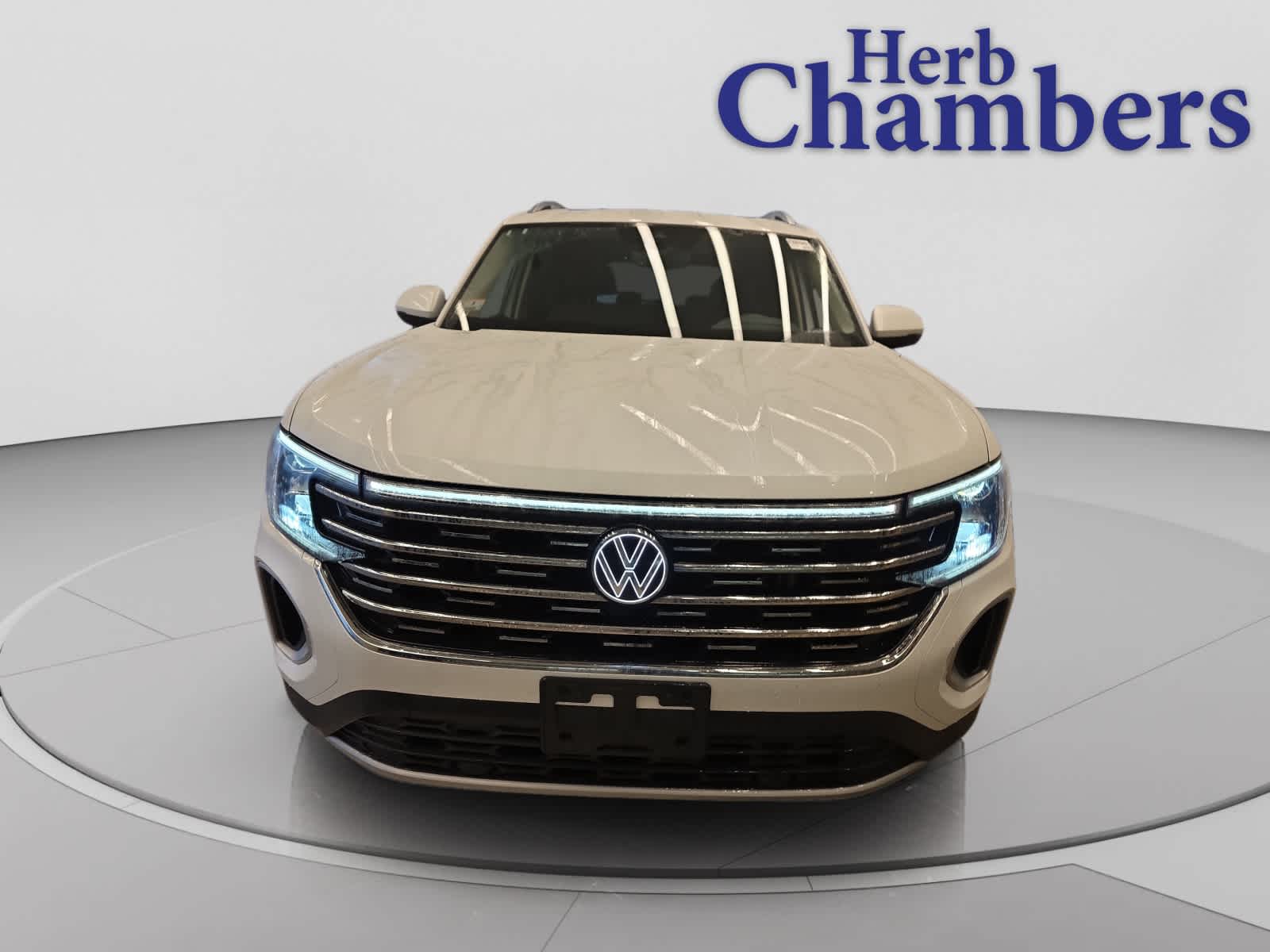 used 2025 Volkswagen Atlas car, priced at $39,998