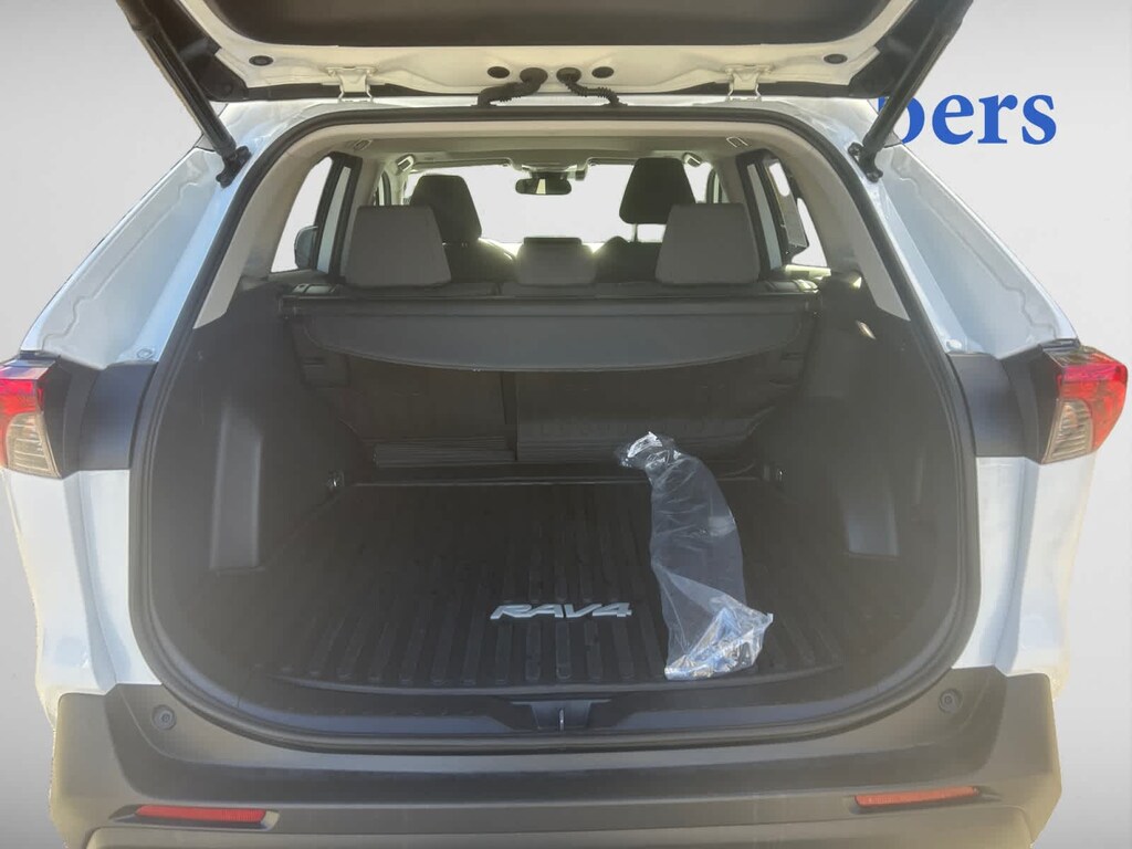 Used 2023 Toyota RAV4 XLE SUV