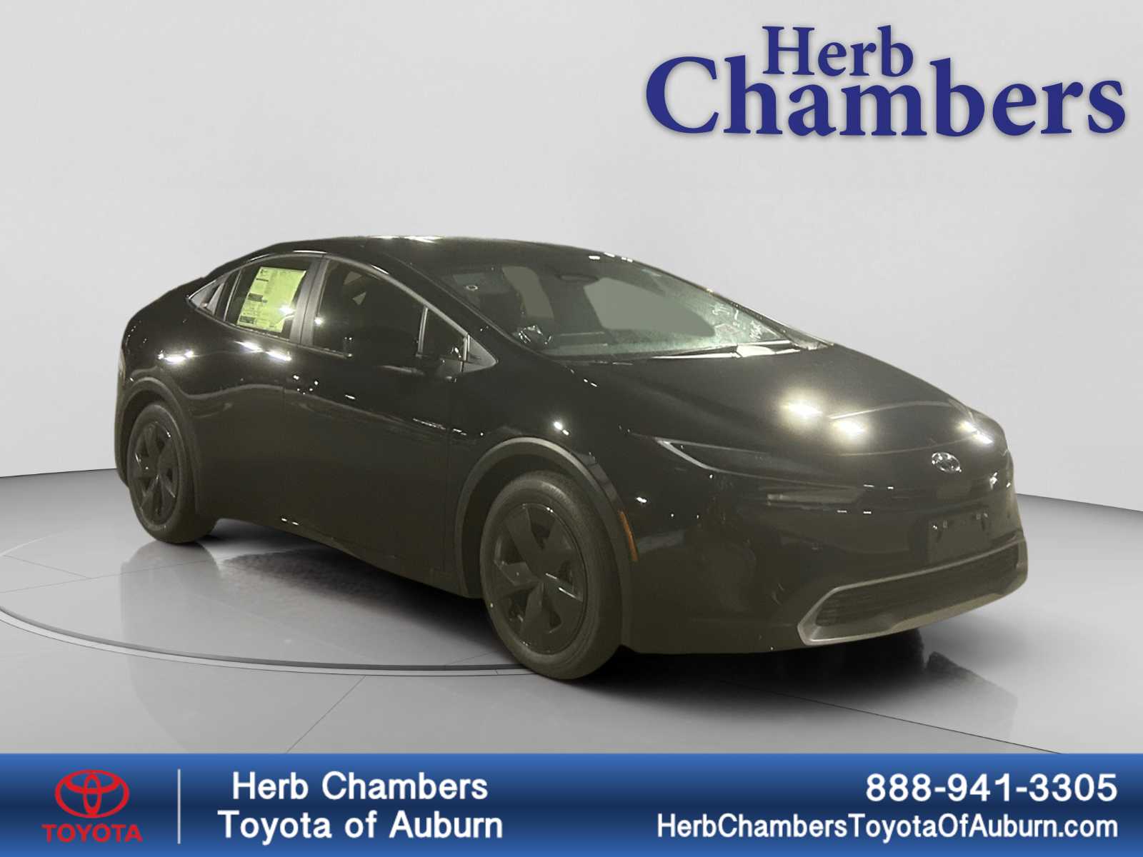 2026 Toyota Prius SE's photo