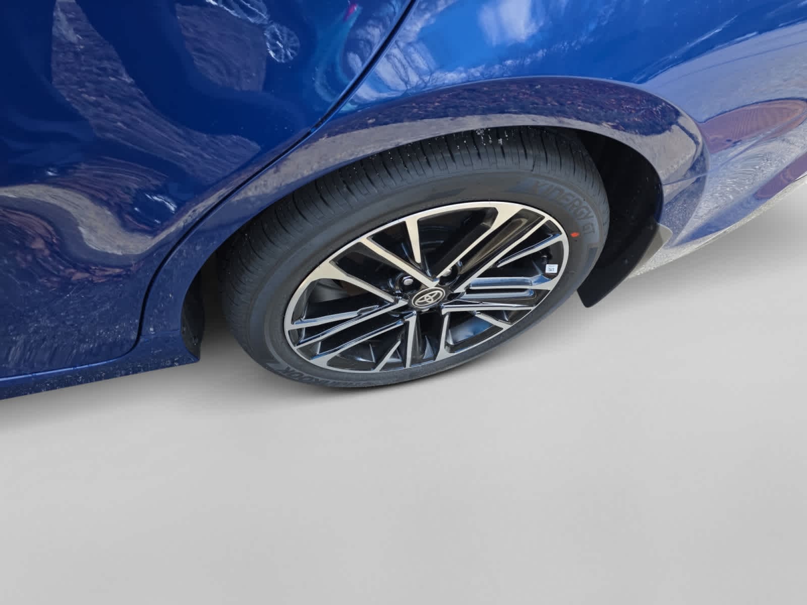 2026 Toyota Camry XLE - Photo 19