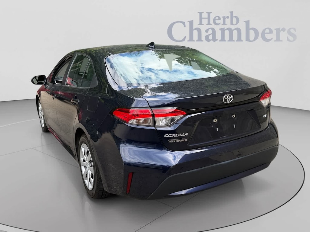 Used 2020 Toyota Corolla LE Sedan