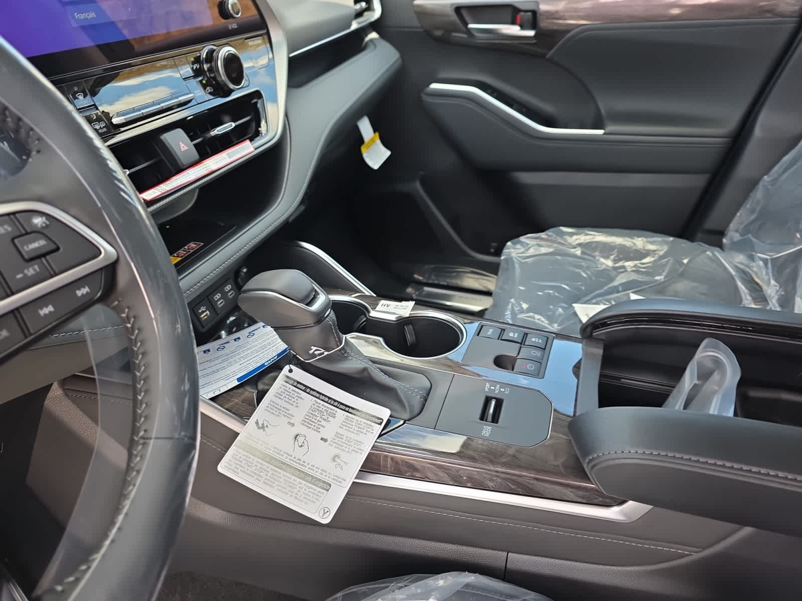 new 2026 Toyota Highlander Hybrid car, priced at $59,152