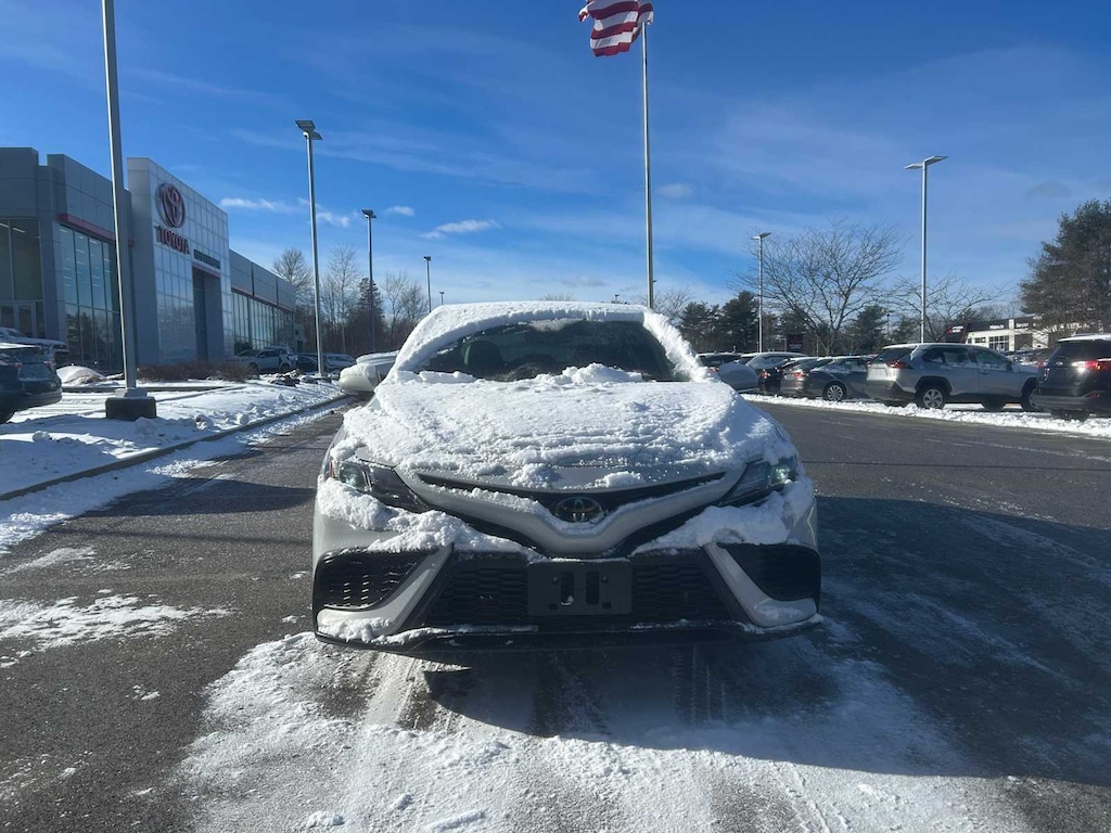 Used 2024 Toyota Camry SE Sedan