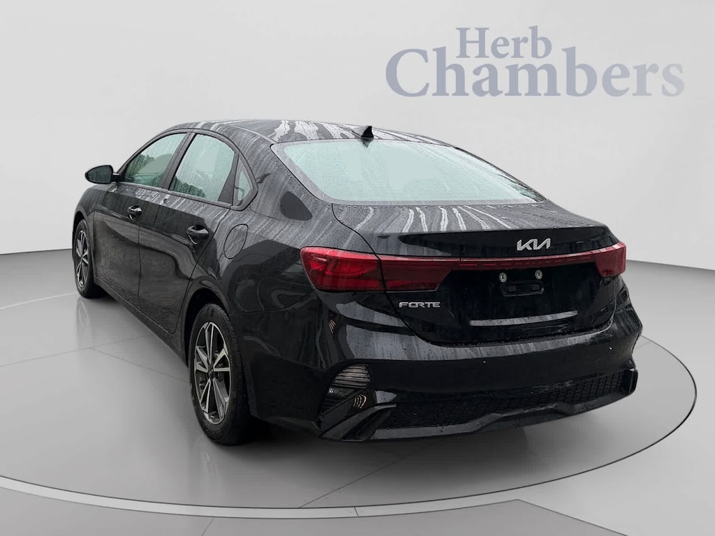 Used 2023 Kia Forte LXS Sedan