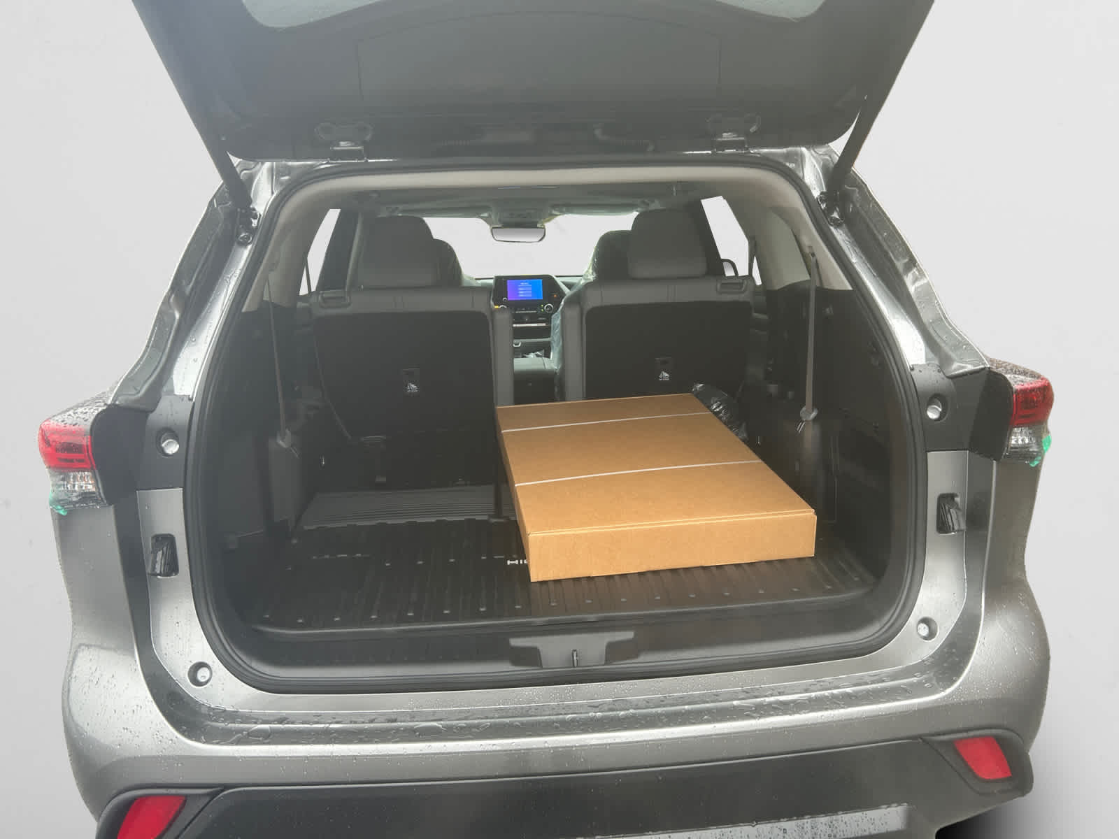 2026 Toyota Highlander XLE photo 4