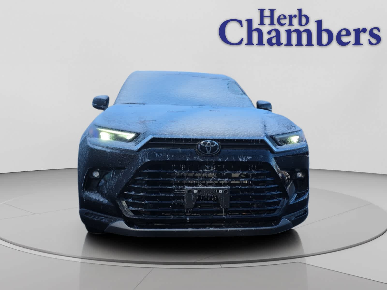 2024 Toyota Grand Highlander Platinum photo 2