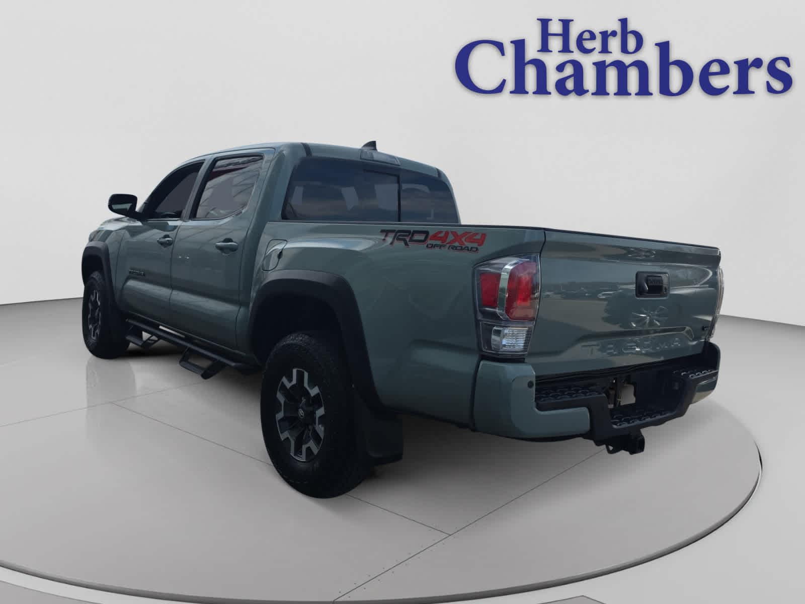 View vehicle photo 3