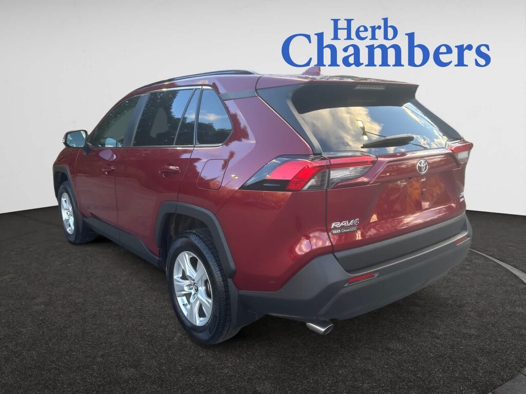 Used 2019 Toyota RAV4 XLE SUV