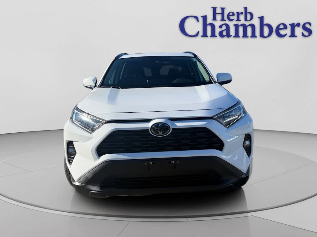 Used 2021 Toyota RAV4 XLE SUV