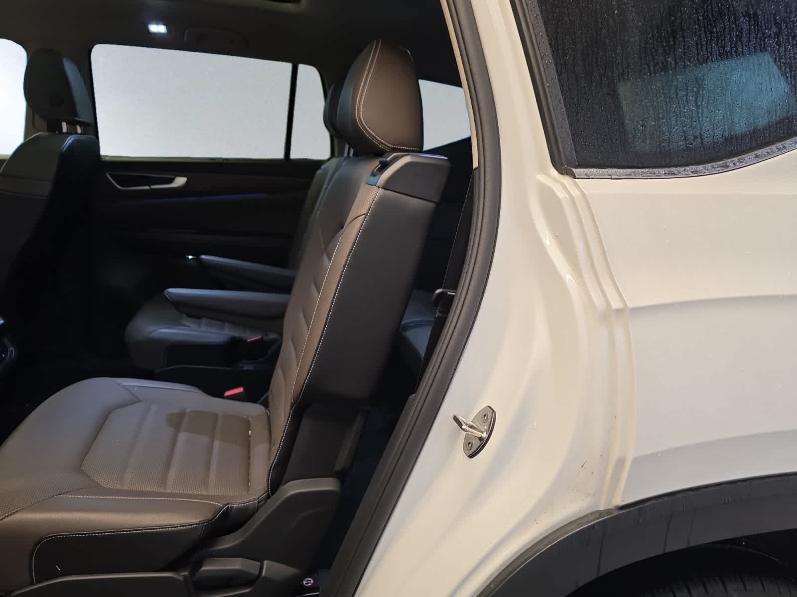 used 2025 Volkswagen Atlas car, priced at $39,998