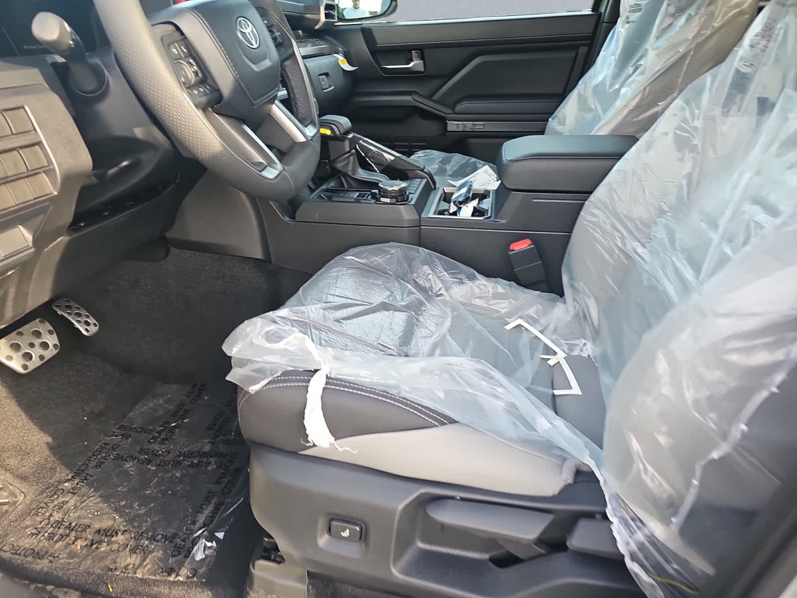 2025 Toyota Tacoma TRD Sport photo 3