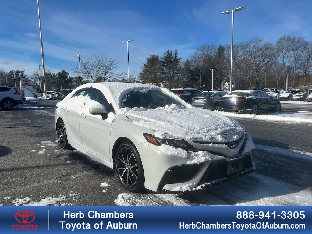Used 2024 Toyota Camry SE Sedan
