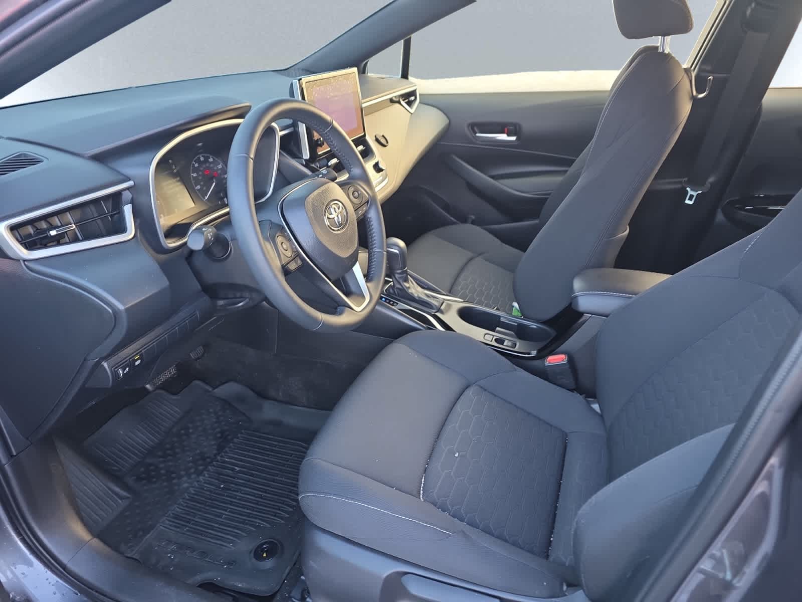 2024 Toyota Corolla SE photo 4