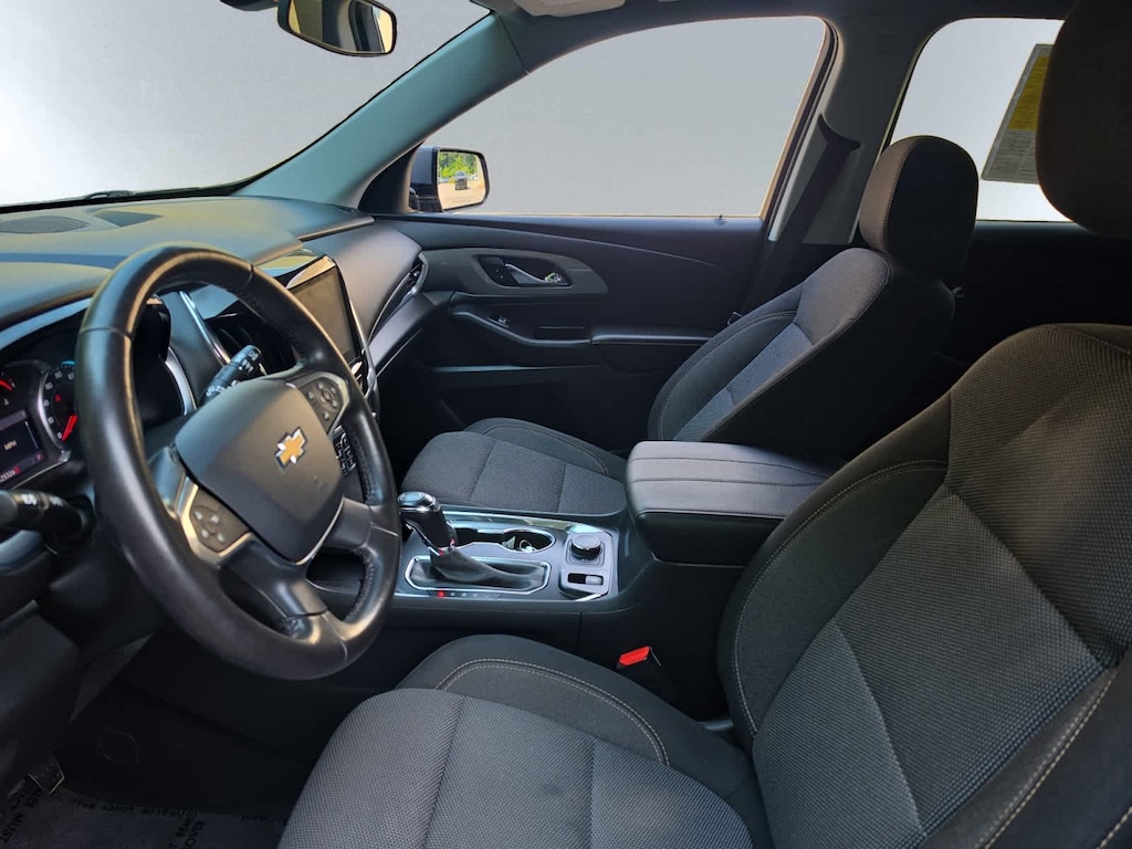 Used 2020 Chevrolet Traverse LT Cloth SUV